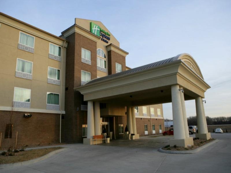 Holiday Inn Salina By Ihg Extérieur photo