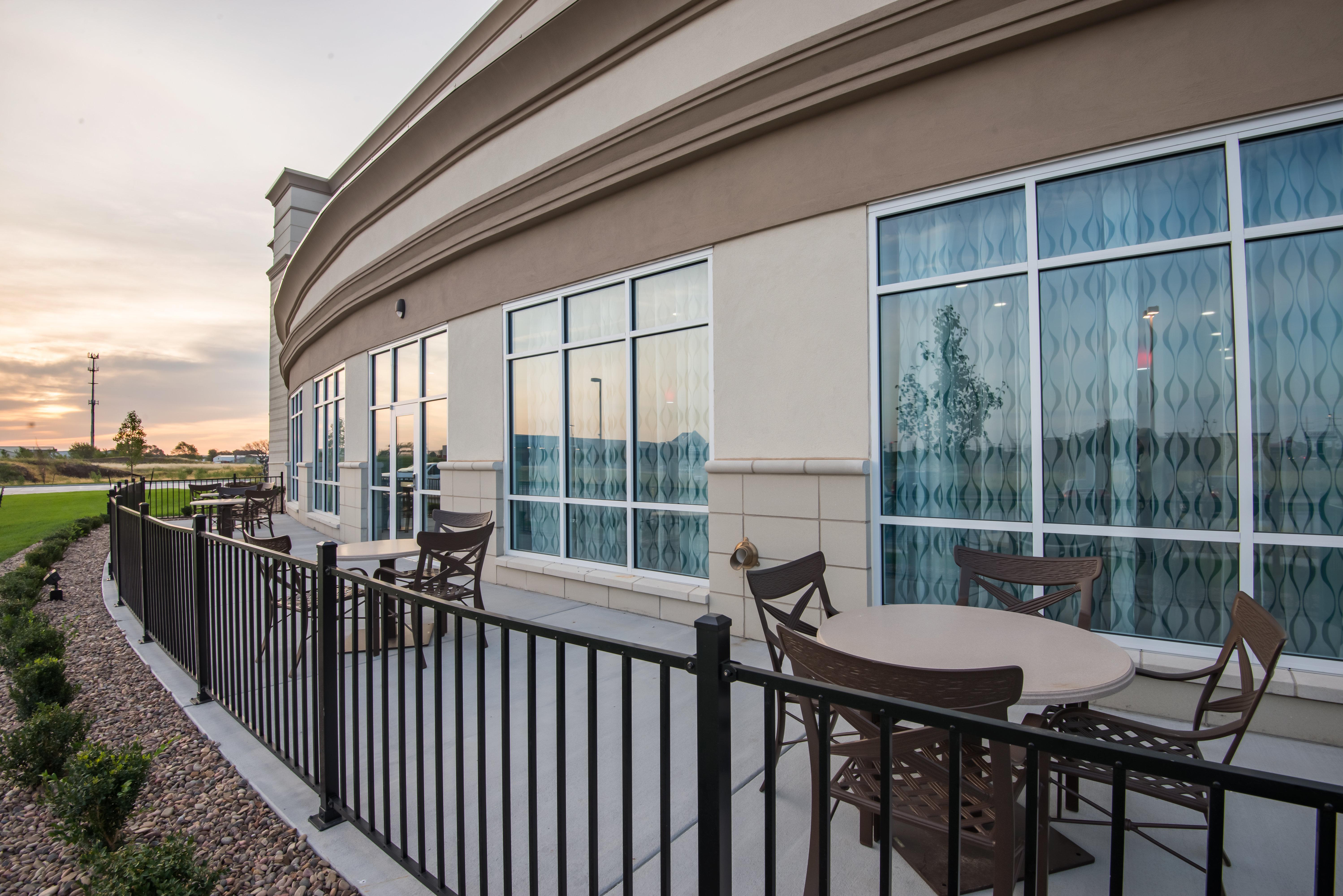 Holiday Inn Salina By Ihg Extérieur photo