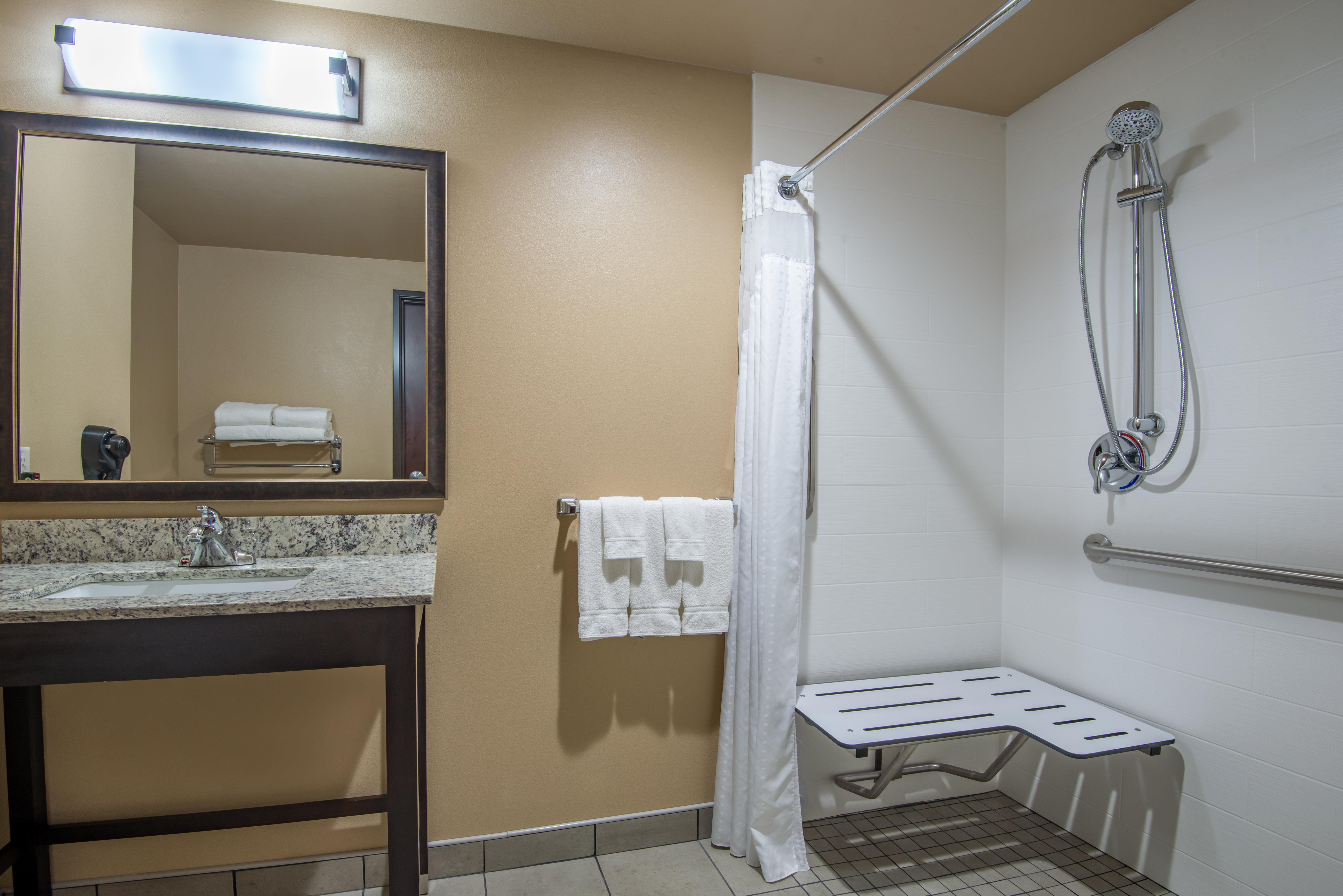 Holiday Inn Salina By Ihg Extérieur photo