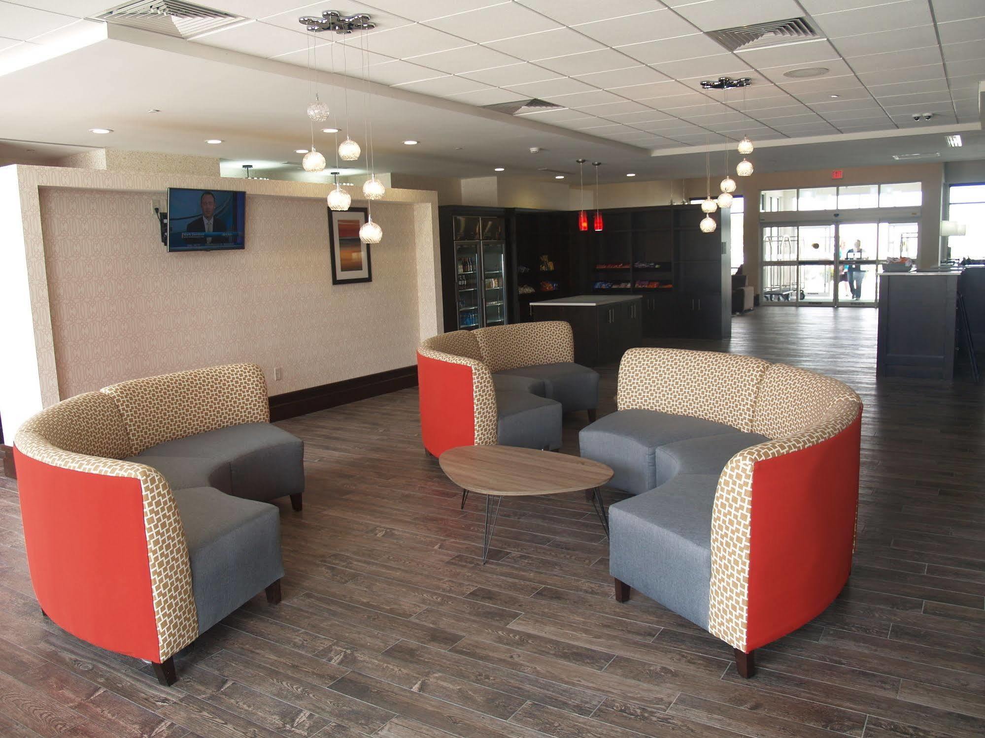 Holiday Inn Salina By Ihg Extérieur photo